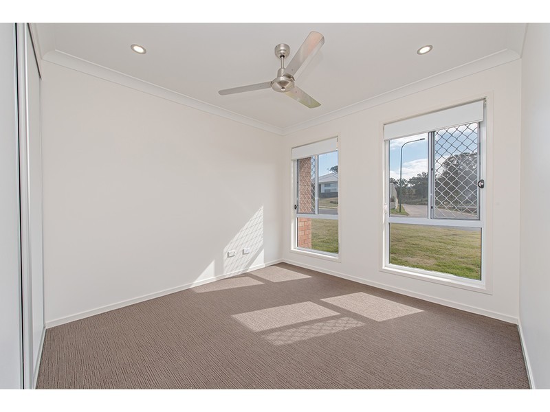 32 Parkview Drive, Glenvale QLD 4350