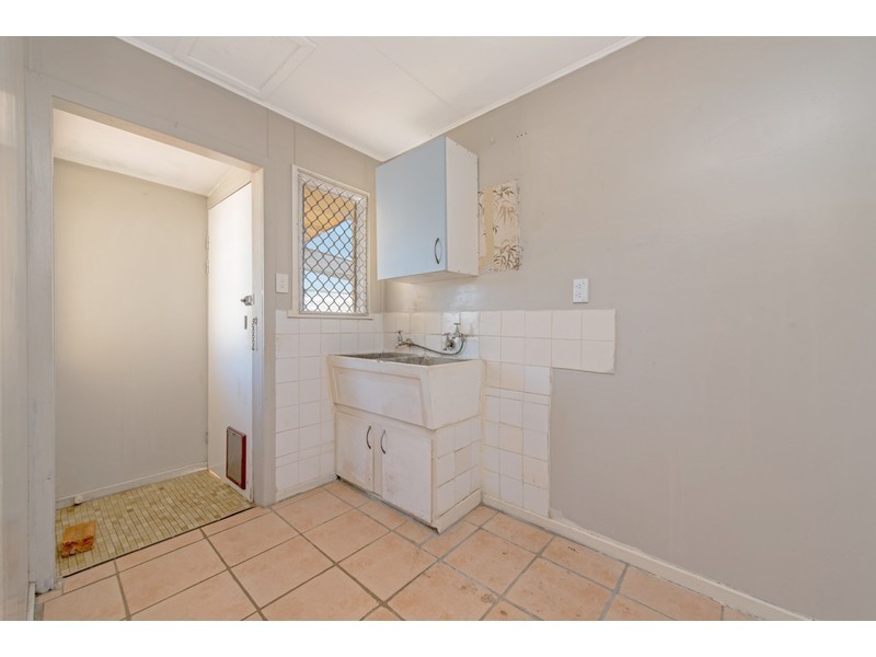 27 John Street, East Toowoomba QLD 4350