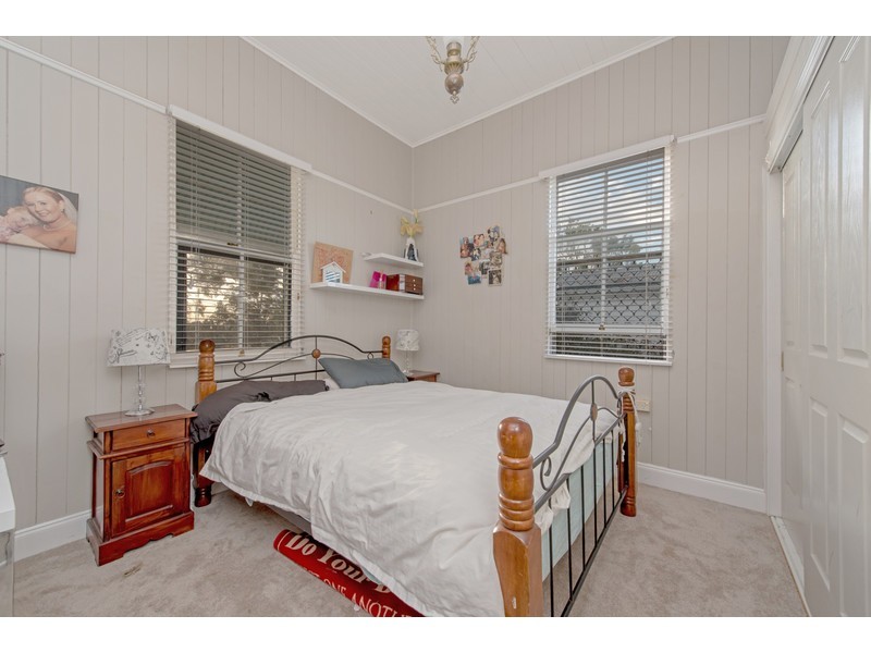 294 Hume Street, Centenary Heights QLD 4350