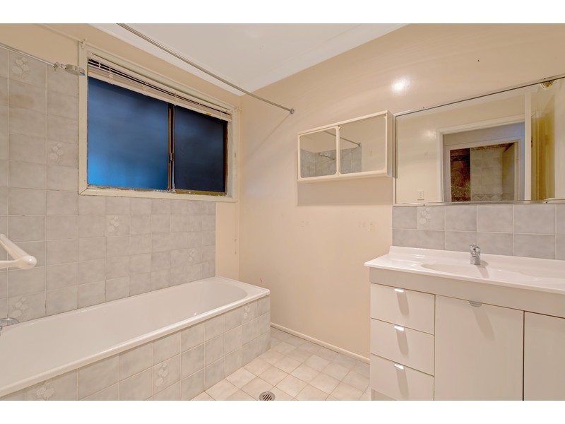 22 Bruntnell Street, Kearneys Spring QLD 4350