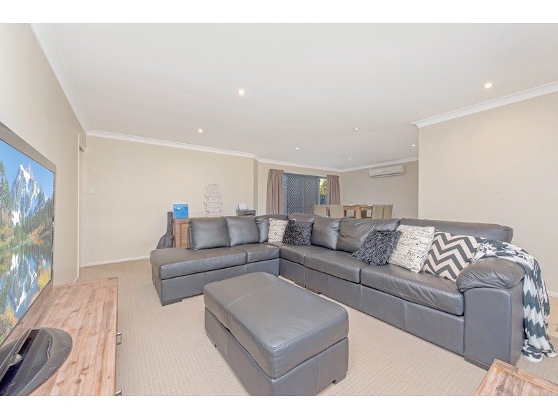 1/11 Hursley Road, Newtown QLD 4350