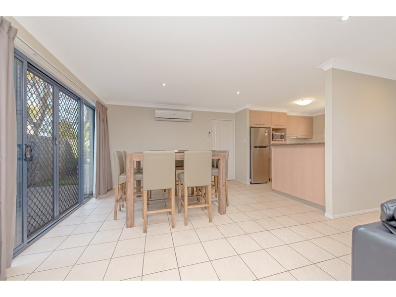 1/11 Hursley Road, Newtown QLD 4350