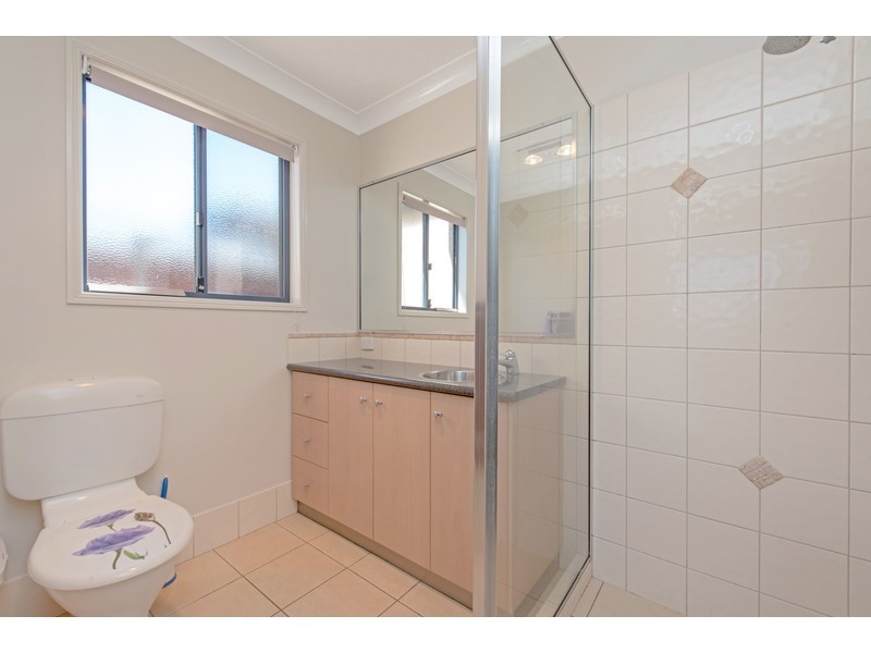 1/11 Hursley Road, Newtown QLD 4350