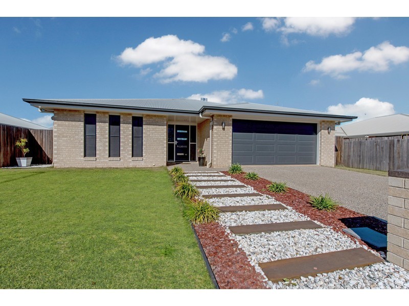 222 Nelson Street, Kearneys Spring QLD 4350