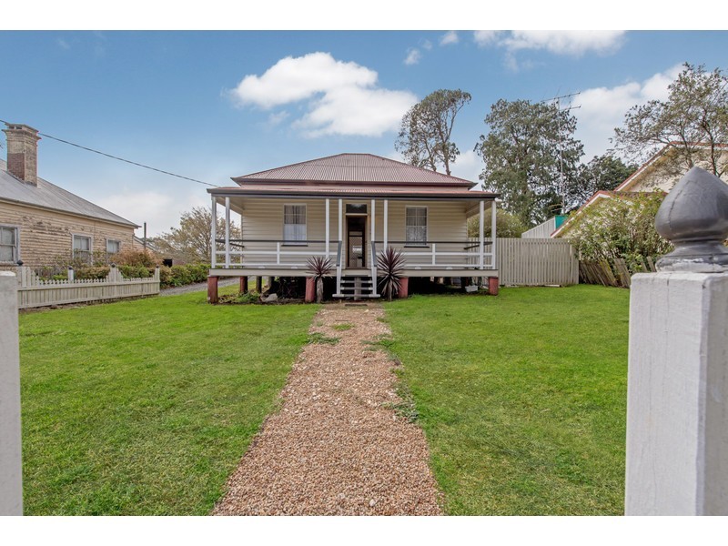 69 James Street, East Toowoomba QLD 4350