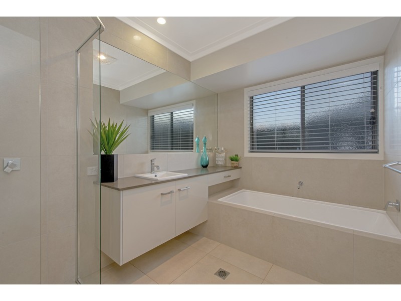 6 Bennett Street, Kleinton QLD 4352