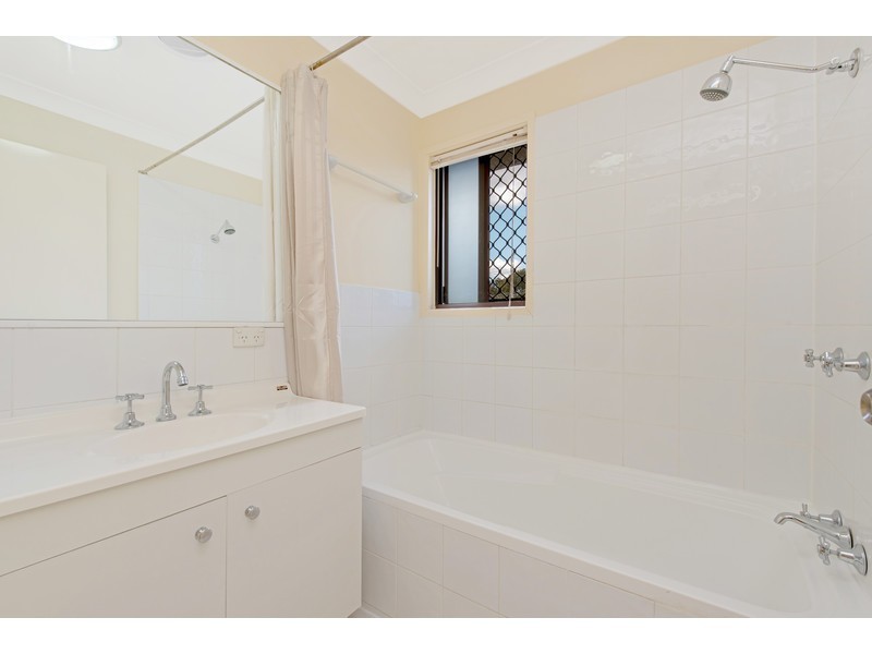 4 Marwedel Street, Kearneys Spring QLD 4350