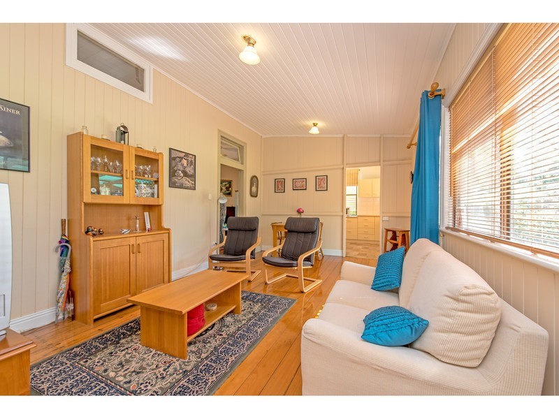 101 Bridge Street, Mount Lofty QLD 4350