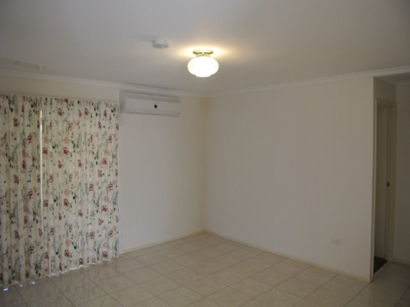 6 Ella Court, Darling Heights QLD 4350