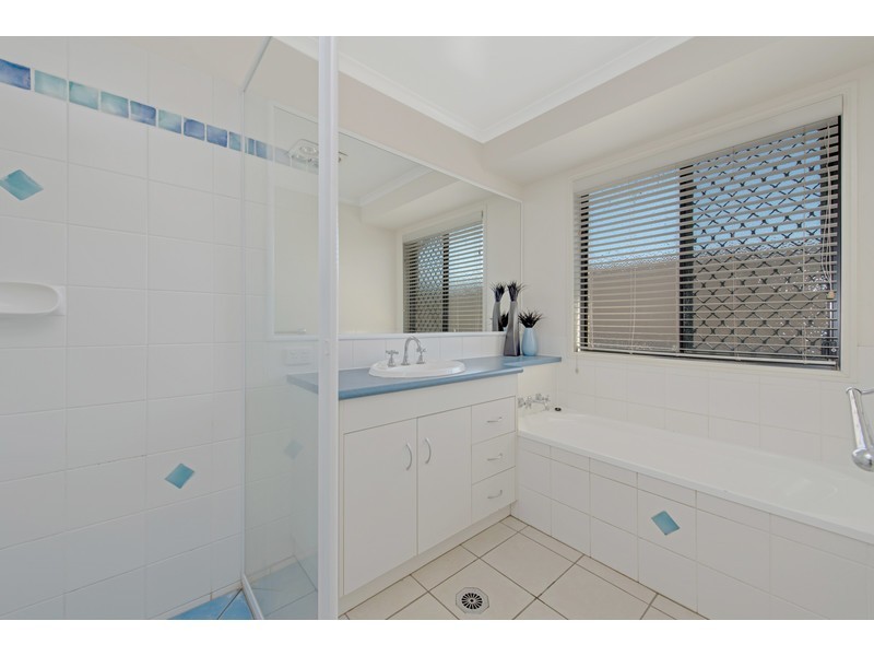 26 Highland Park Road, Meringandan West QLD 4352