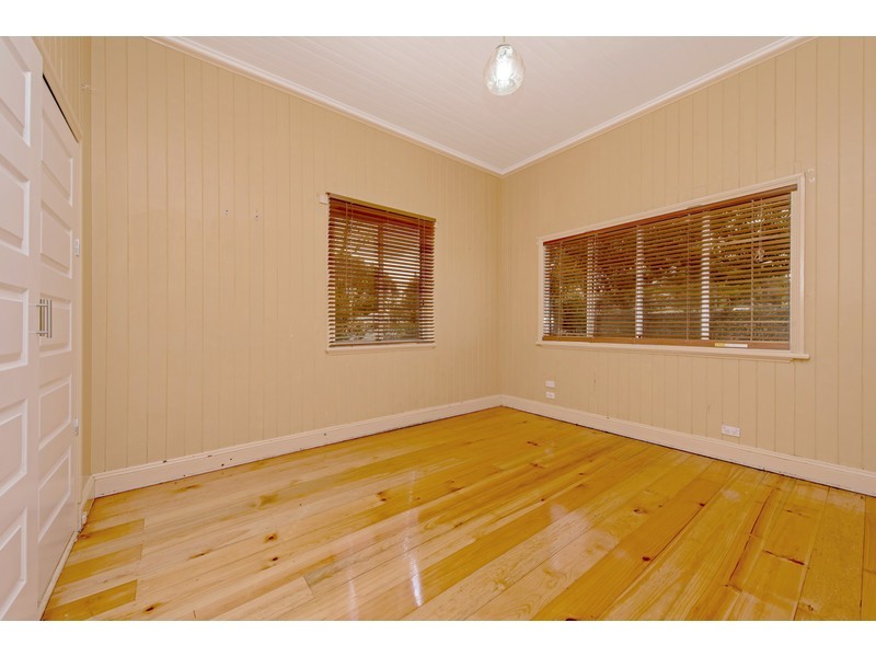 84 Bridge Street, East Toowoomba QLD 4350