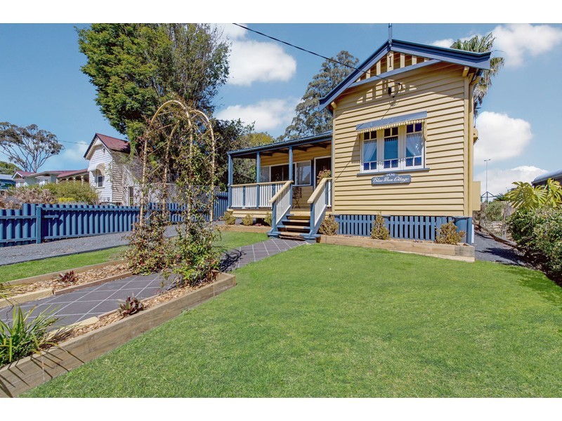 206 South Street, South Toowoomba QLD 4350
