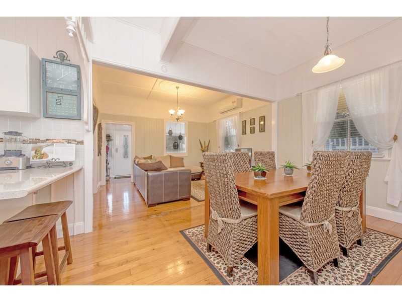 206 South Street, South Toowoomba QLD 4350