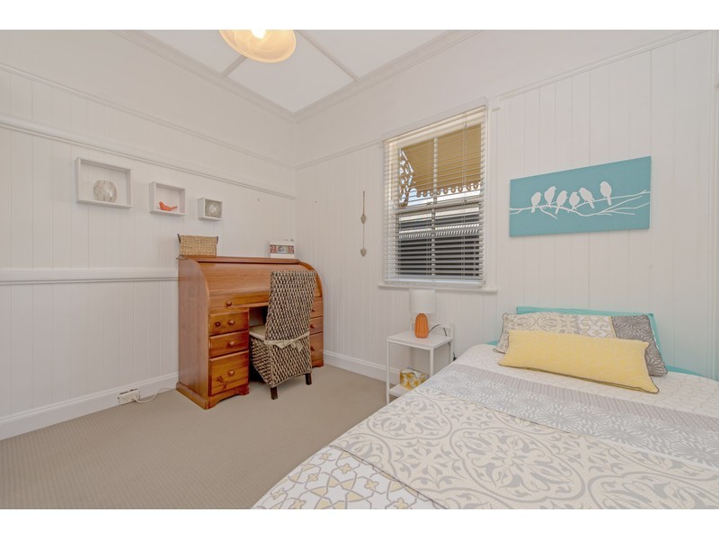206 South Street, South Toowoomba QLD 4350