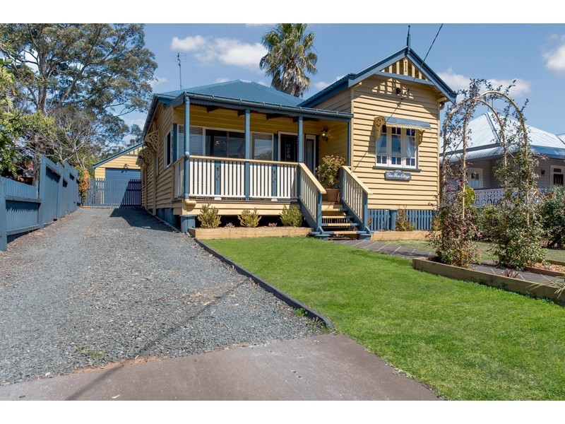 206 South Street, South Toowoomba QLD 4350
