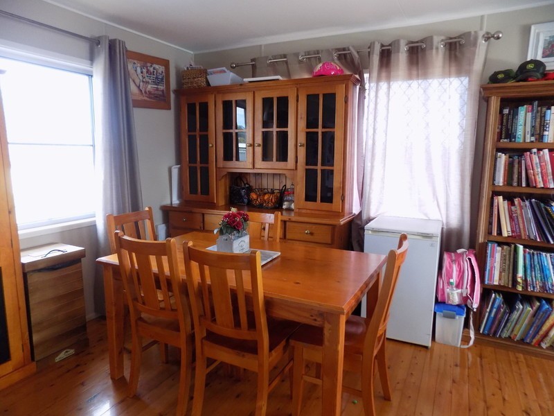 18 John Street, Goombungee QLD 4354