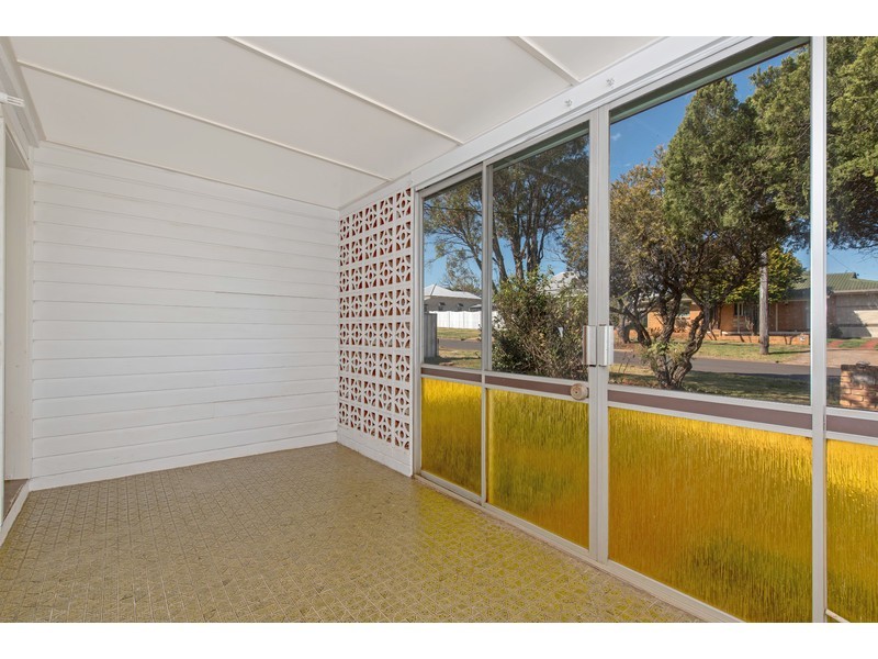 25 Kenilworth Street, North Toowoomba QLD 4350