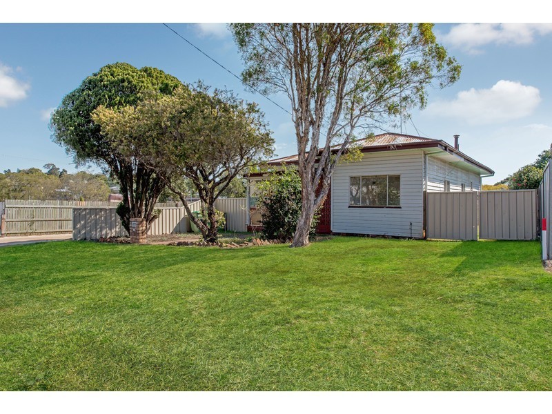25 Kenilworth Street, North Toowoomba QLD 4350