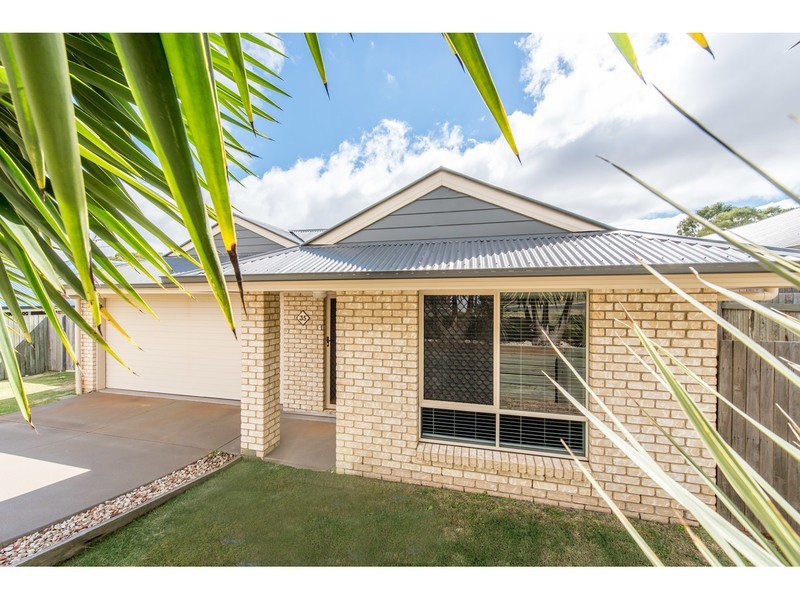 35 Sunset Drive, Glenvale QLD 4350
