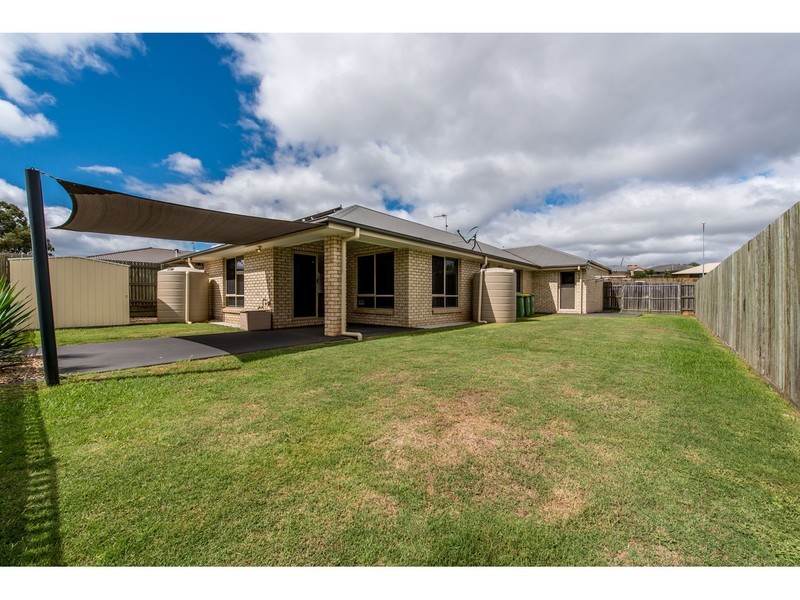 35 Sunset Drive, Glenvale QLD 4350