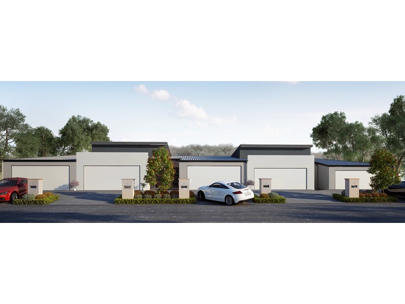 4 Lynda Lane, Glenvale QLD 4350