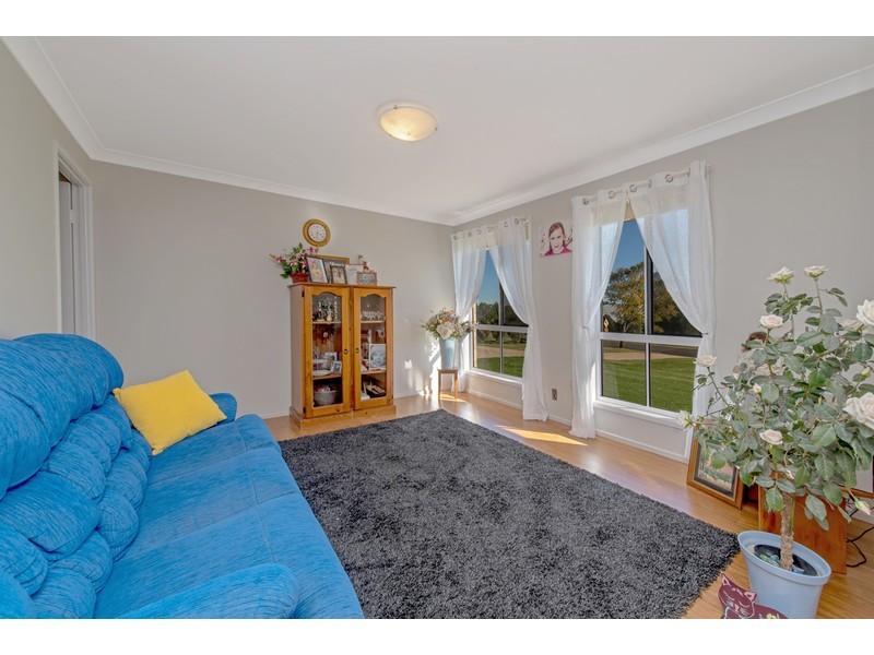 6 McLachlan Drive, Highfields QLD 4352