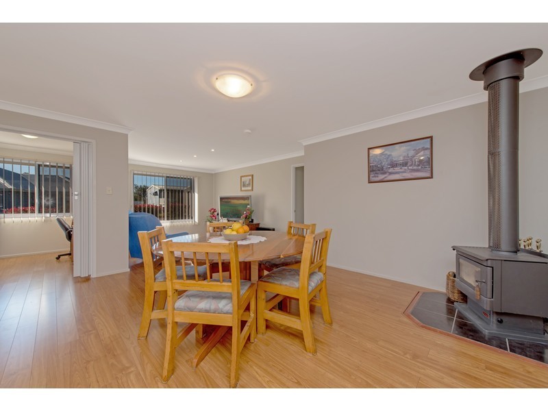 6 McLachlan Drive, Highfields QLD 4352