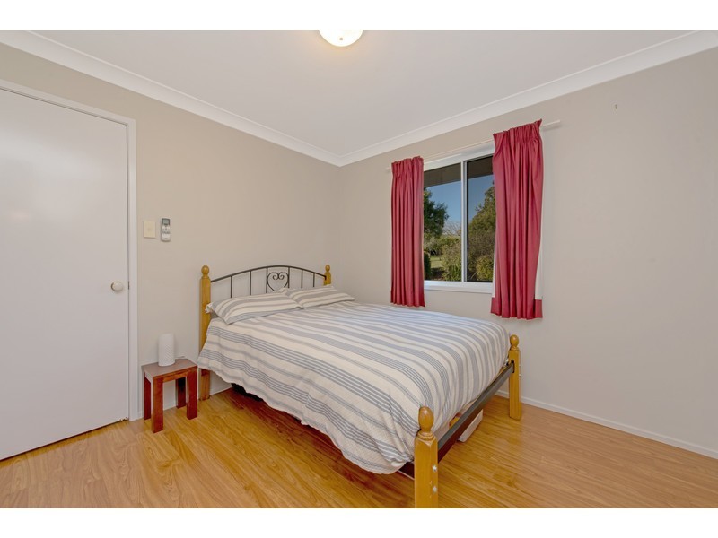 6 McLachlan Drive, Highfields QLD 4352