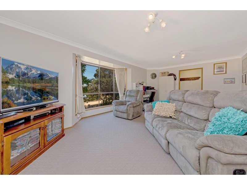 3 Bunkers Hill School Road, Westbrook QLD 4350