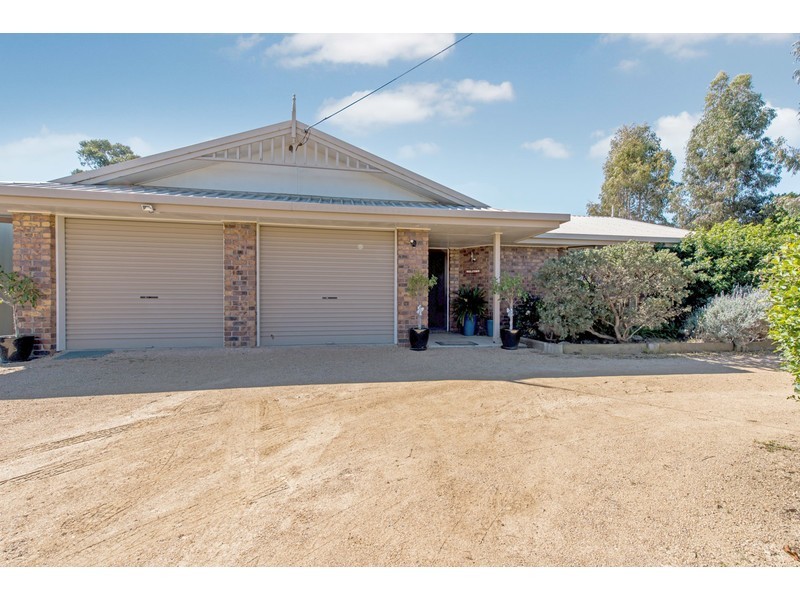 3 Bunkers Hill School Road, Westbrook QLD 4350