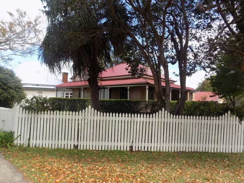 33 Grenier Street, Toowoomba City QLD 4350