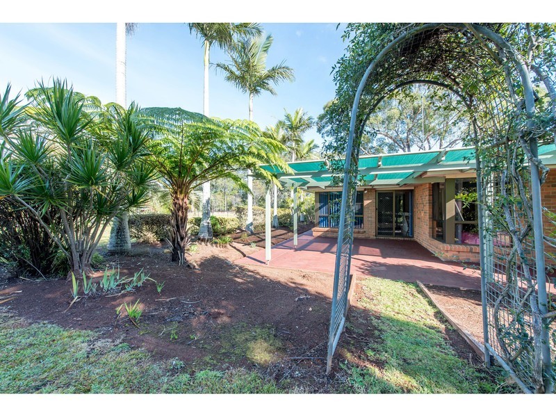8573 New England Highway, Hampton QLD 4352