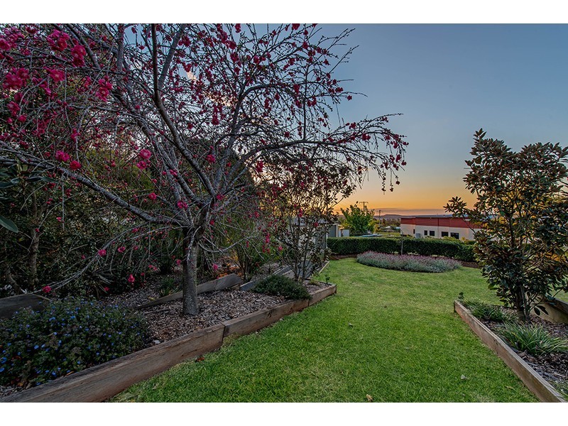 9 Schulz Street, Highfields QLD 4352