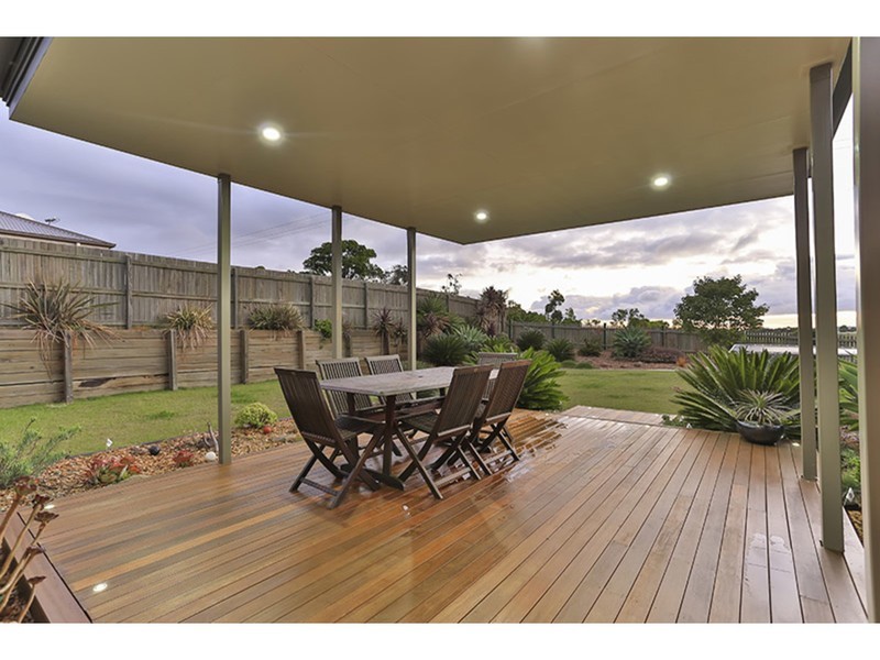10 Smythe Drive, Highfields QLD 4352