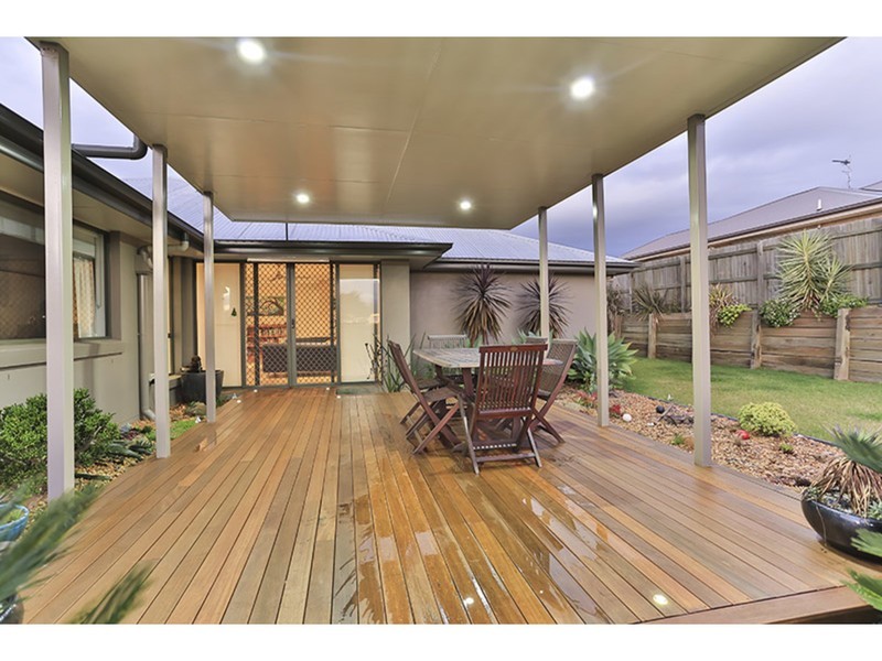 10 Smythe Drive, Highfields QLD 4352