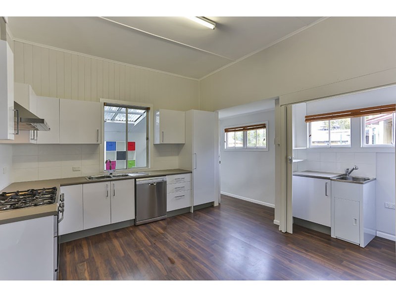 6 Wilmot Street, South Toowoomba QLD 4350