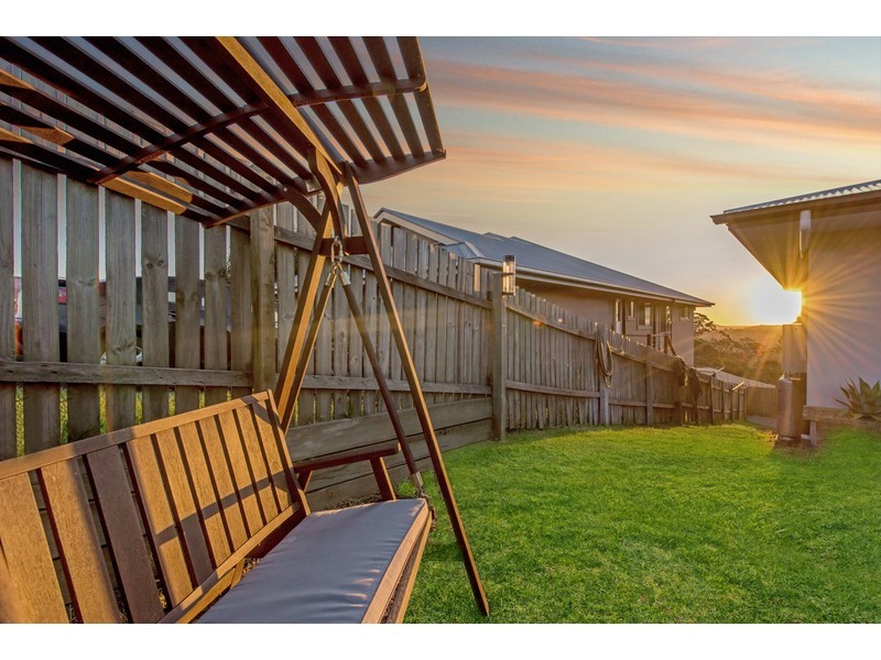 7 McShane Drive, Mount Kynoch QLD 4350