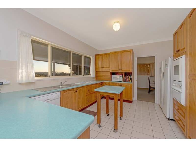 17 Palmer Drive, Highfields QLD 4352