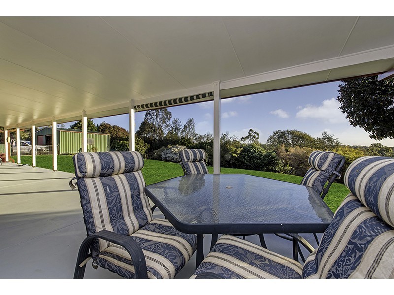 17 Palmer Drive, Highfields QLD 4352