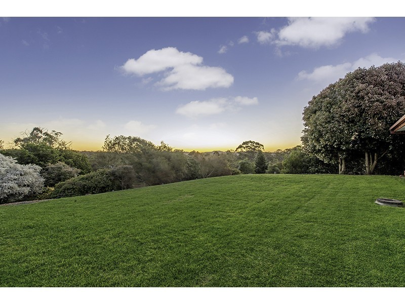 17 Palmer Drive, Highfields QLD 4352