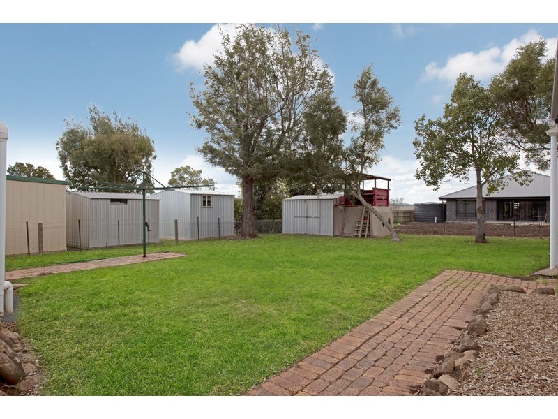 31 Station Street, Wyreema QLD 4352
