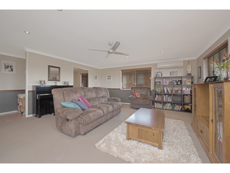 7 Mollison Court, Wilsonton QLD 4350