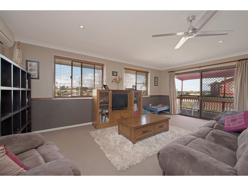 7 Mollison Court, Wilsonton QLD 4350