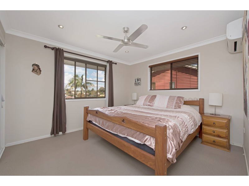 7 Mollison Court, Wilsonton QLD 4350