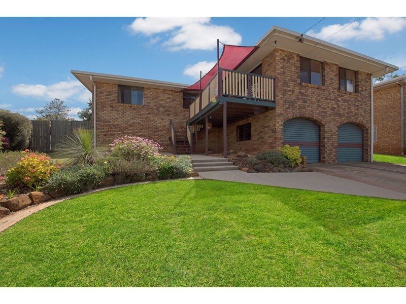 7 Mollison Court, Wilsonton QLD 4350