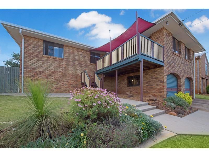 7 Mollison Court, Wilsonton QLD 4350