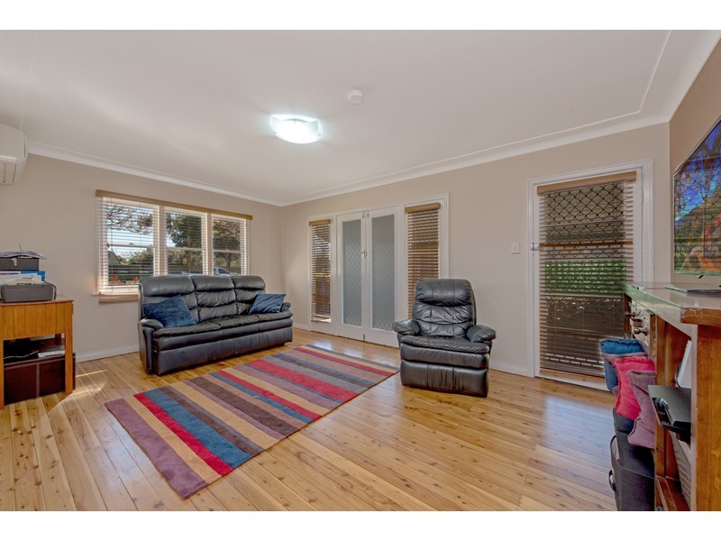 12a Cox Street, Wilsonton QLD 4350