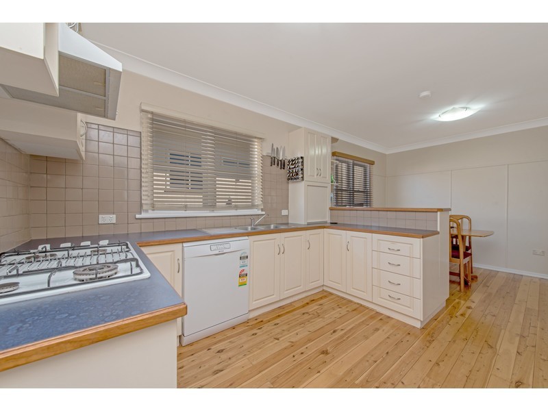 12a Cox Street, Wilsonton QLD 4350