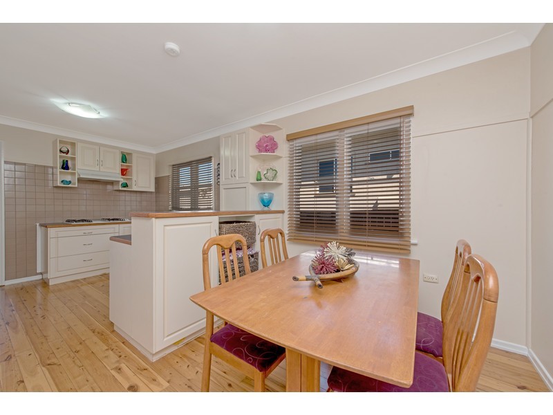 12a Cox Street, Wilsonton QLD 4350