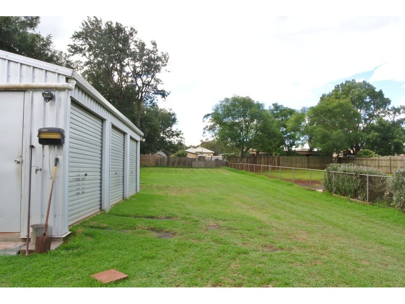 45 Glenvale Road, Newtown QLD 4350